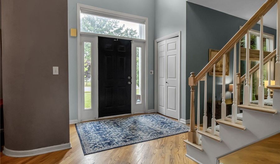 152 Pino Verde Ln, Amherst, NY 14221 - 5 Beds, 3 Bath