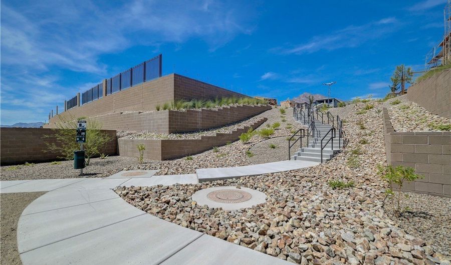 12470 Madison Park Pl, Las Vegas, NV 89138 - 3 Beds, 2 Bath