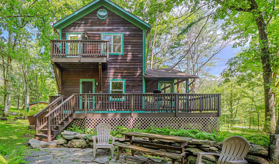 345 Dug Rd, Accord, NY 12404 - 2 Beds, 1 Bath