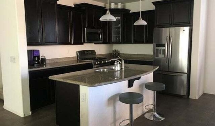 1792 W Homestead Dr, Chandler, AZ 85286 - 4 Beds, 3 Bath