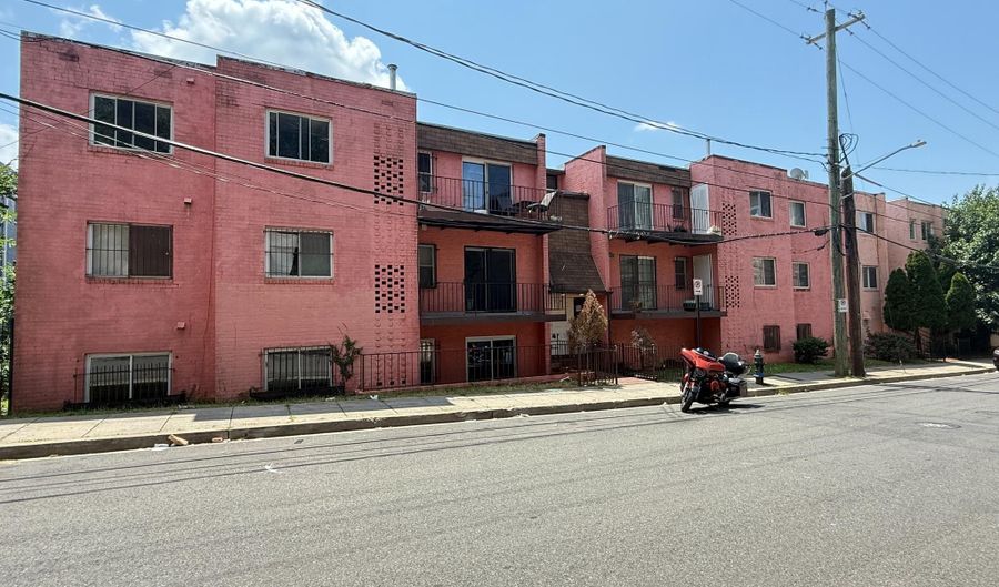 5009 D St SE 303, Washington, DC 20019 - 2 Beds, 1 Bath