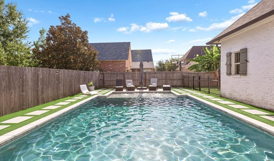 3012 Grand Field Ave, Baton Rouge, LA 70810 - 5 Beds, 4 Bath