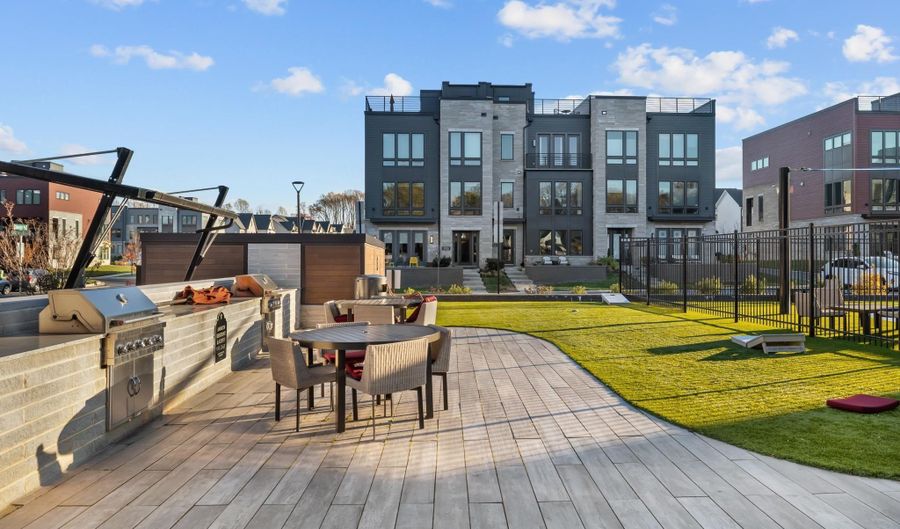 9750 WINDFLOWER Way, Bethesda, MD 20817 - 4 Beds, 4 Bath