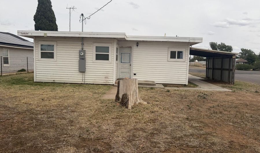 501 Avenue D, Abernathy, TX 79311 - 2 Beds, 1 Bath