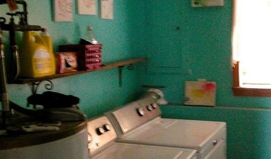 602 Briarcliff Rd, Bardstown, KY 40004 - 4 Beds, 2 Bath