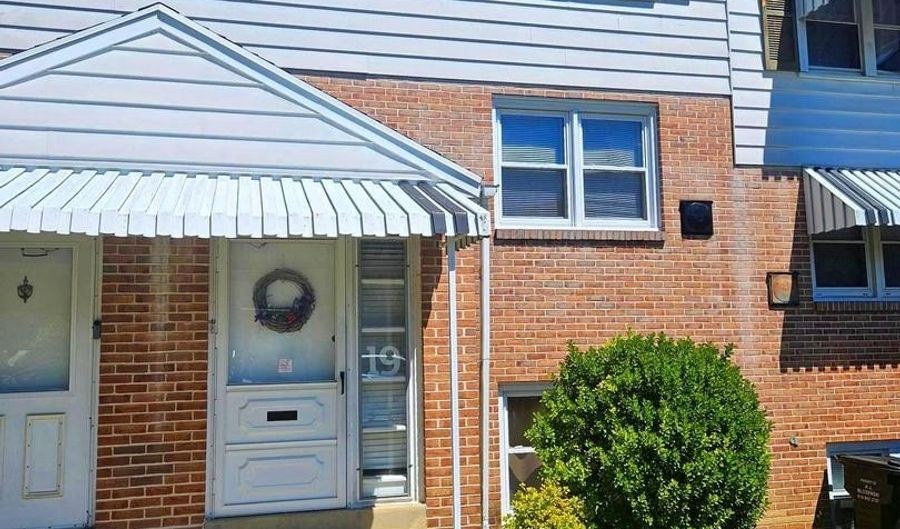19 HILBERT Ct, Reading, PA 19606 - 3 Beds, 2 Bath