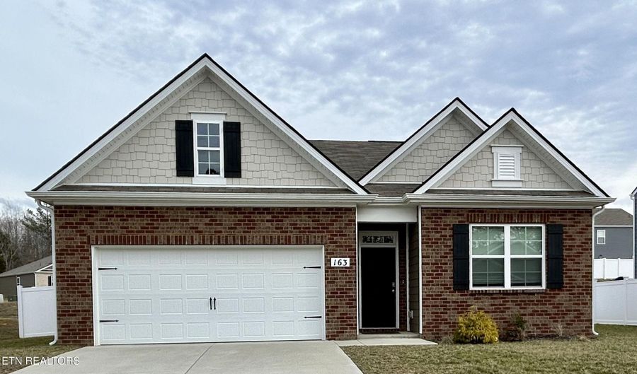 163 Nunally Dr, Baxter, TN 38544 - 4 Beds, 2 Bath