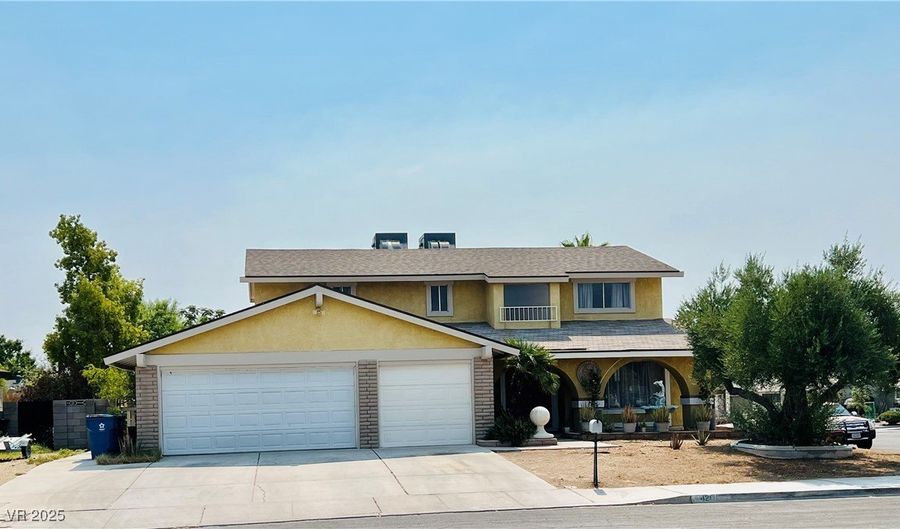 421 Courtney Ln, Las Vegas, NV 89107 - 5 Beds, 3 Bath