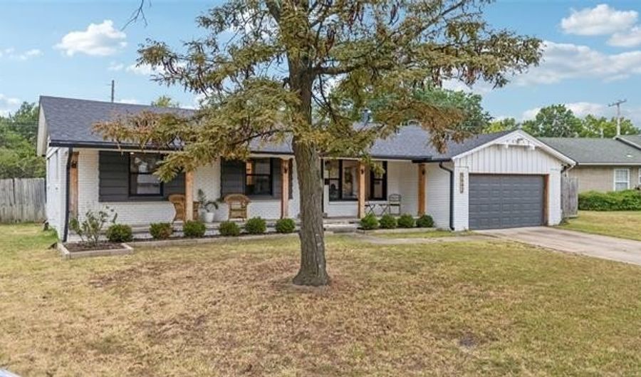 5642 S Richmond Ave, Tulsa, OK 74135 - 3 Beds, 2 Bath