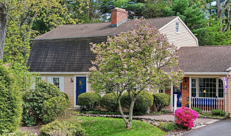 79 Buckboard Ln, Bristol, CT 06010 - 3 Beds, 3 Bath
