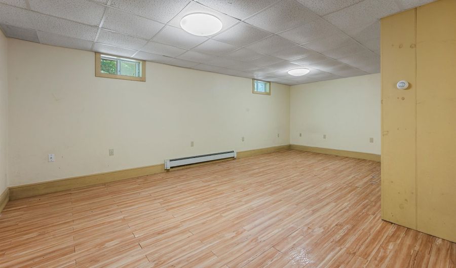 8 Jodi Dr, Belmont, NH 03220 - 3 Beds, 2 Bath