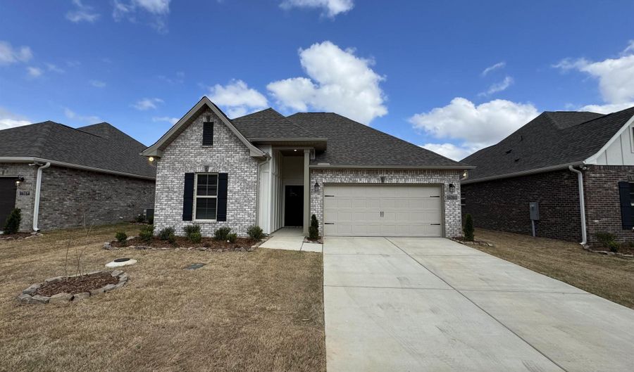 16702 Ted Childs Dr, Athens, AL 35613 - 3 Beds, 2 Bath