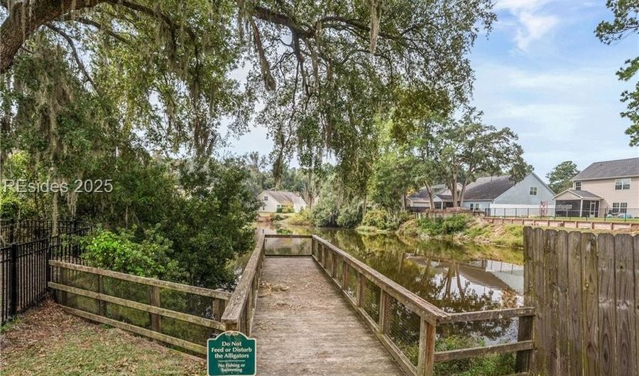 153 Glory Rd, Beaufort, SC 29906 - 4 Beds, 3 Bath