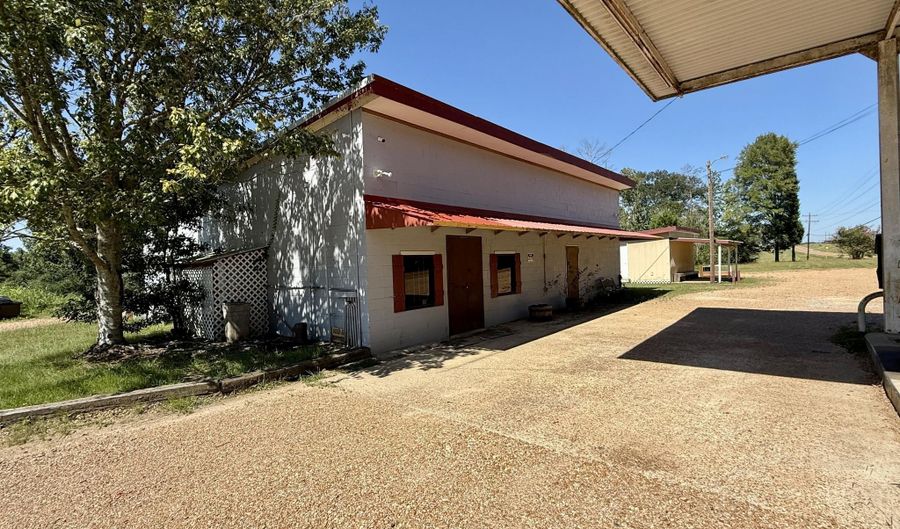1681 Ms 550, Brookhaven, MS 39601 - 0 Beds, 0 Bath