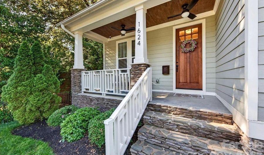1624 Brook Rd, Charlotte, NC 28205 - 4 Beds, 3 Bath
