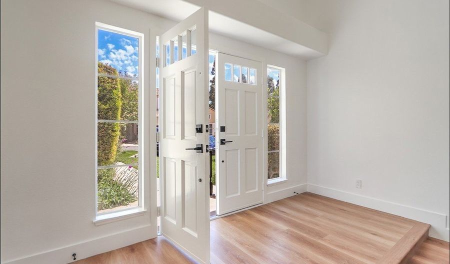25 Medici, Aliso Viejo, CA 92656 - 3 Beds, 3 Bath