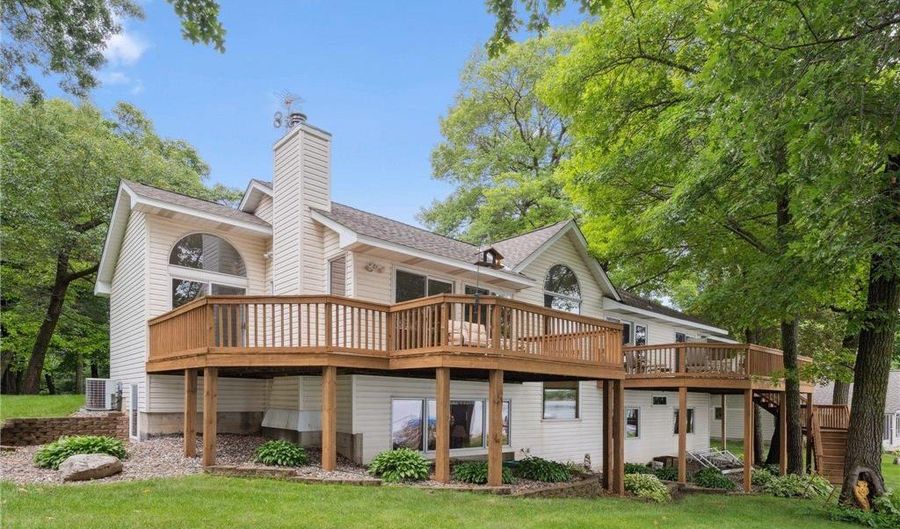 11274 Hoyer Ave NW, Annandale, MN 55302 - 5 Beds, 3 Bath