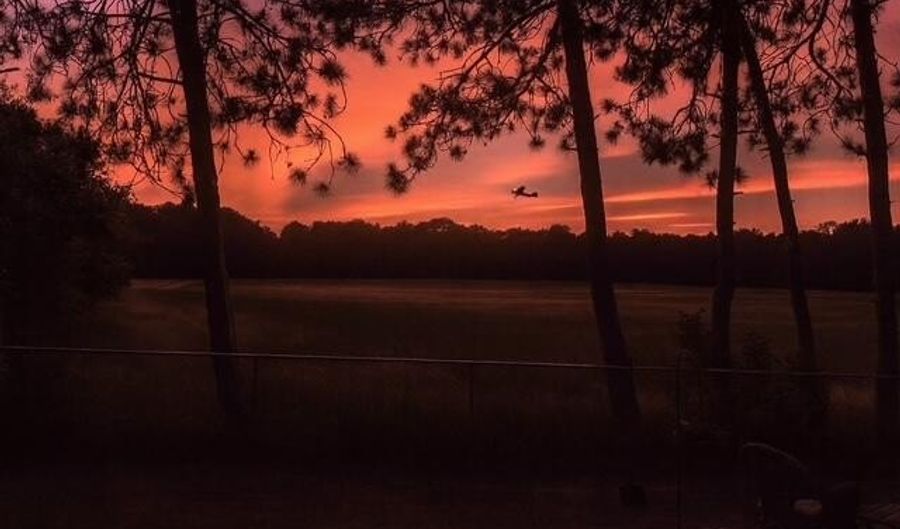 12607 68th Ave, Allendale, MI 49401 - 3 Beds, 2 Bath