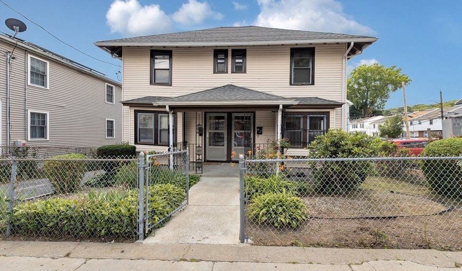 51-53 Archdale Rd, Boston, MA 02131 - 5 Beds, 3 Bath