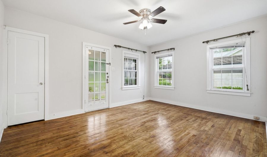 179 Summer Pl, Biloxi, MS 39530 - 2 Beds, 1 Bath