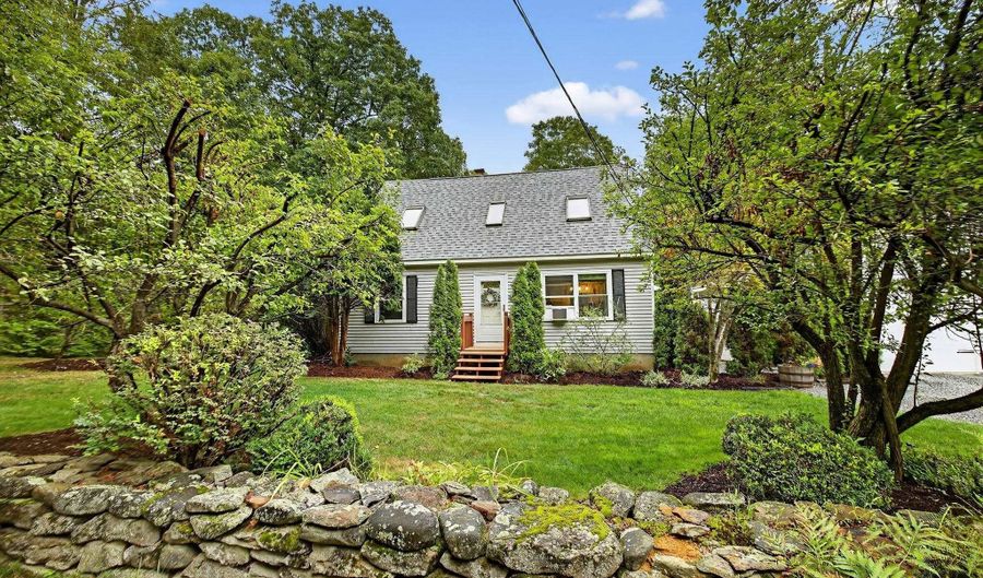 119 Hensmith Rd, Salisbury, NH 03268 - 3 Beds, 2 Bath