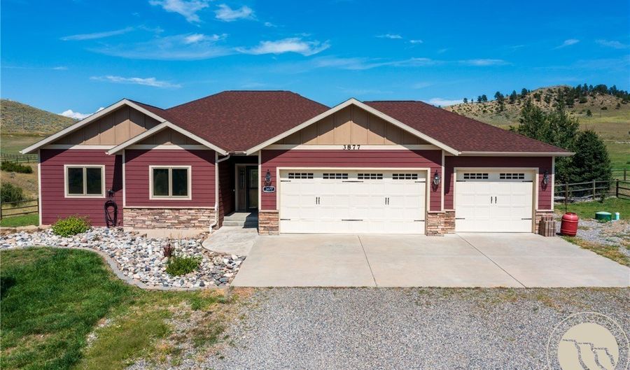 3877 High Trail Rd, Billings, MT 59101 - 5 Beds, 3 Bath