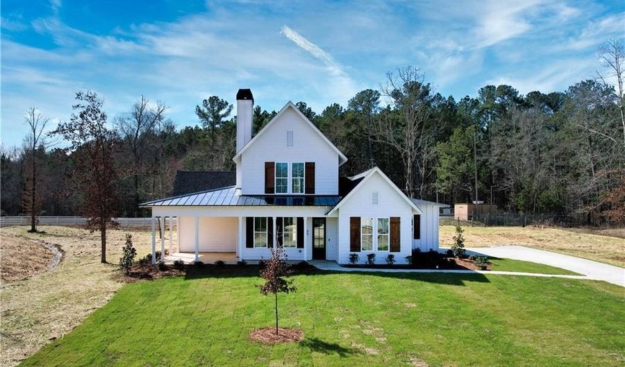 1300 HUNTERS HILL Ln, Auburn, AL 36830 - 3 Beds, 3 Bath