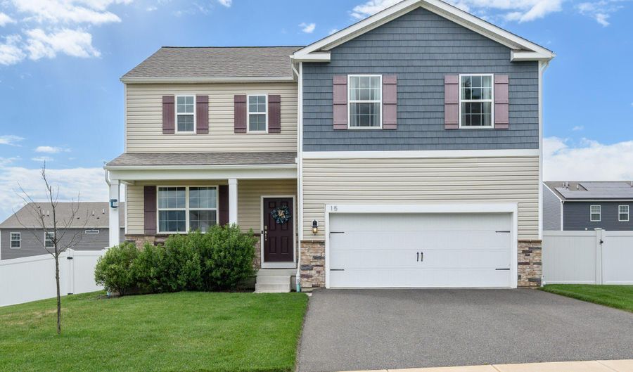 15 Half Hitch Rd, Barnegat, NJ 08005 - 4 Beds, 3 Bath