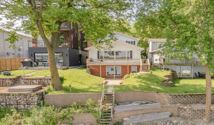 164 Park Pl, Arnolds Park, IA 51331 - 3 Beds, 3 Bath