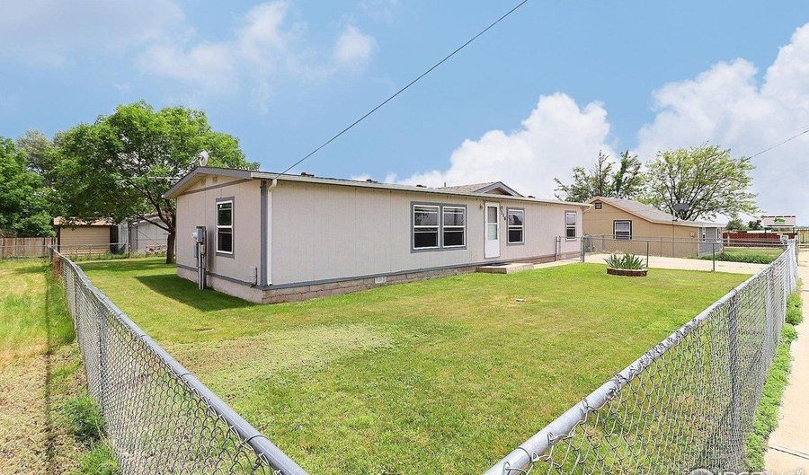 316 S 3rd Ave, Ault, CO 80610 - 3 Beds, 2 Bath