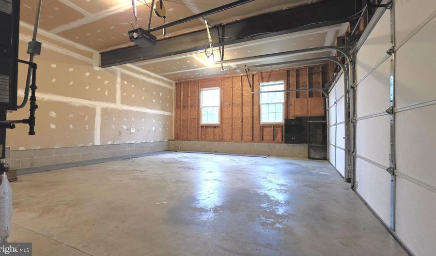 62 LIBERTO Ln, Dover, DE 19901 - 4 Beds, 3 Bath
