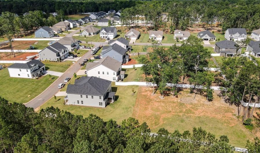 4002 Hometown Way, Boiling Springs, SC 29316 - 5 Beds, 3 Bath