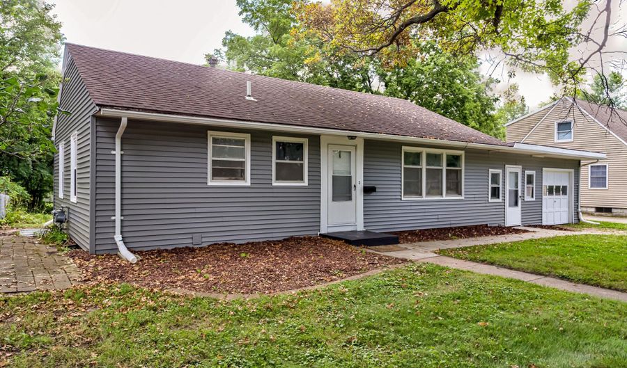 228 Hilltop Rd, Ames, IA 50014 - 4 Beds, 2 Bath