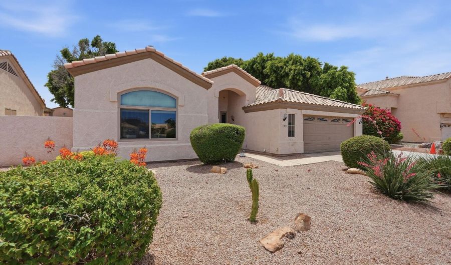 11203 W Cottonwood Ln, Avondale, AZ 85392 - 3 Beds, 2 Bath