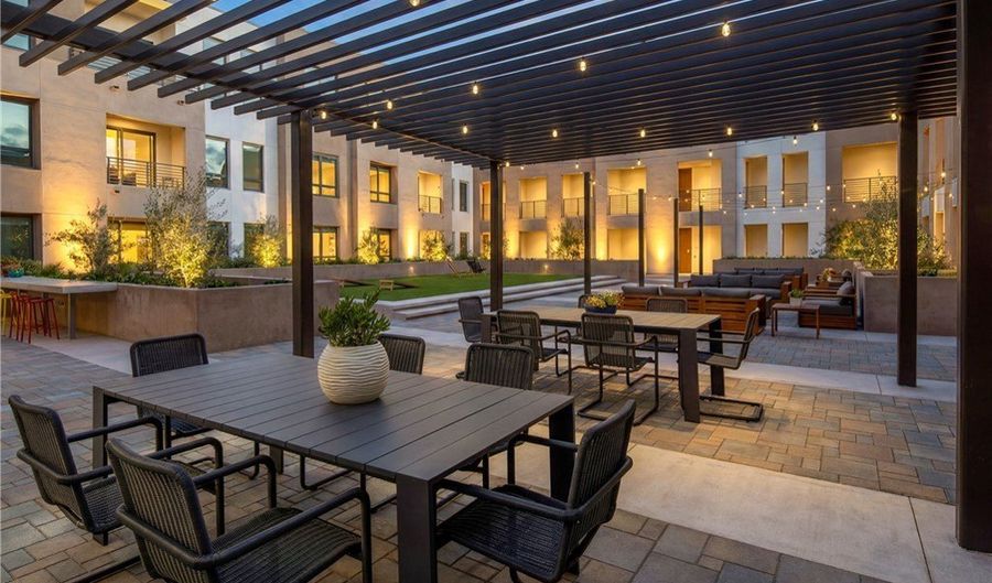 123 S Chapel 308, Alhambra, CA 91801 - 2 Beds, 2 Bath