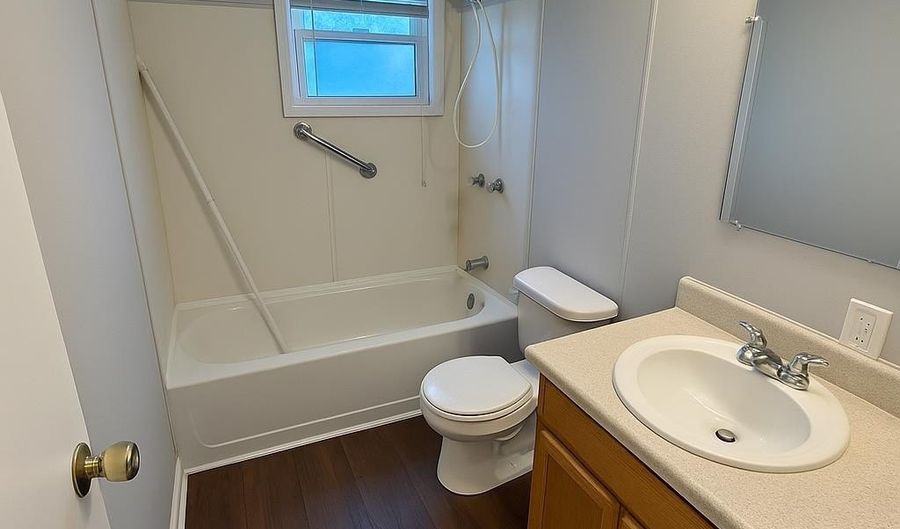 805 Greenwich Rd, Lafayette, IN 47905 - 2 Beds, 1 Bath