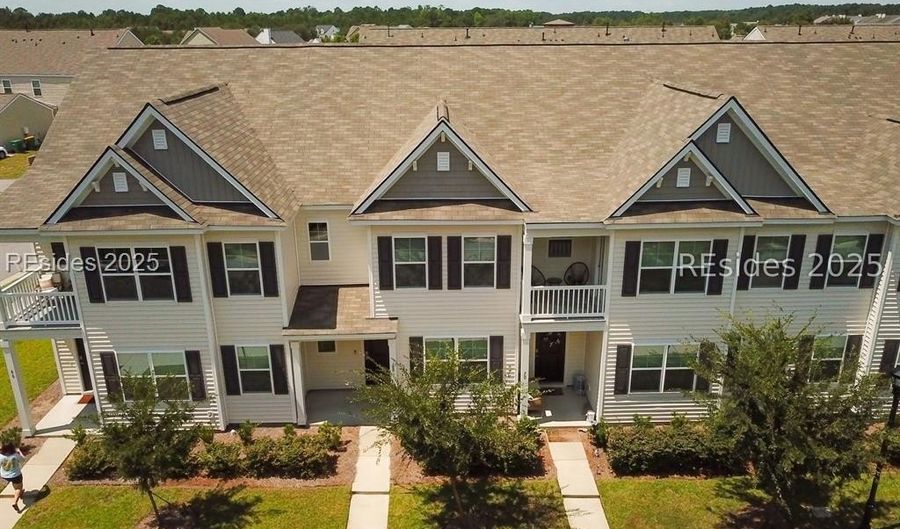 68 Slater St, Bluffton, SC 29909 - 3 Beds, 3 Bath