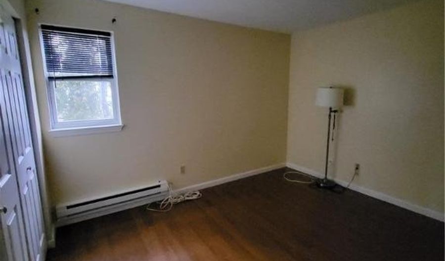 1315 S 10th St 3, Allentown, PA 18103 - 2 Beds, 1 Bath