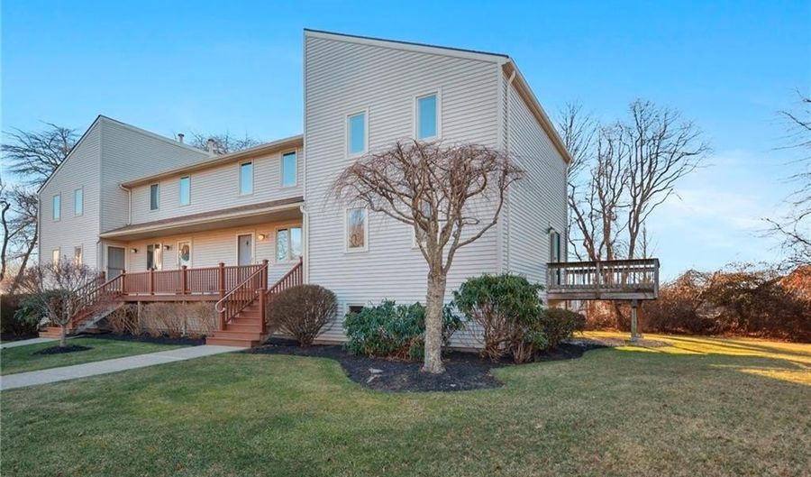 660 Point Judith Rd C4, Narragansett, RI 02882 - 2 Beds, 2 Bath