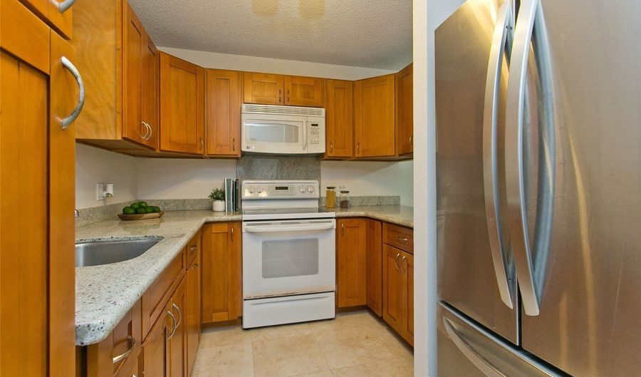 98-501 Koauka Loop A506, Aiea, HI 96701 - 2 Beds, 2 Bath