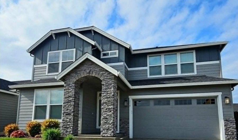 714 SE 37TH St, Battle Ground, WA 98604 - 4 Beds, 3 Bath