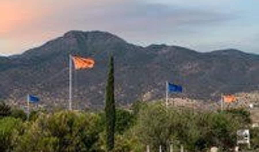 1960 W Buena Vista Dr, Clarkdale, AZ 86324 - 0 Beds, 0 Bath