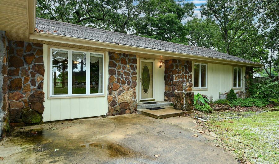 14599 W Farm Road 60, Ash Grove, MO 65604 - 4 Beds, 3 Bath