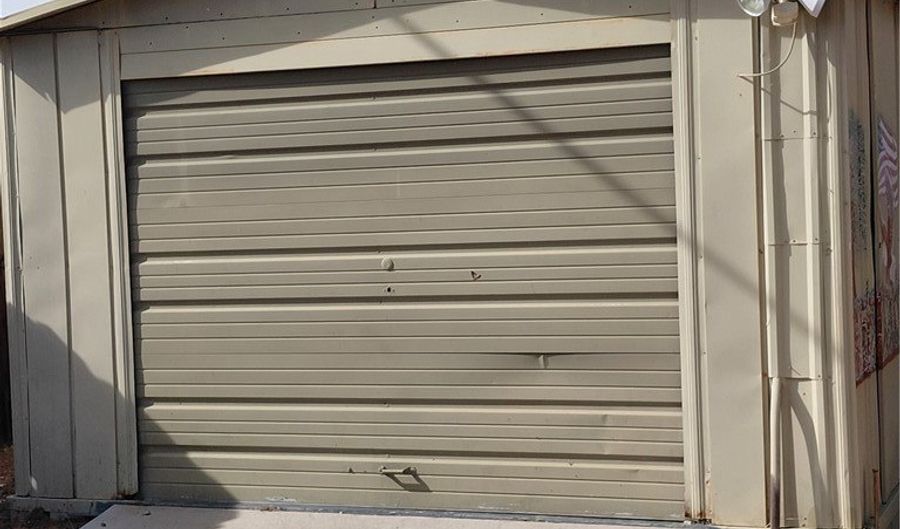 12744 Running Deer, Apple Valley, CA 92308 - 3 Beds, 2 Bath