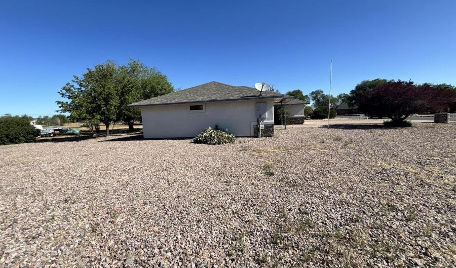 526 Grove Ln, Chino Valley, AZ 86323 - 3 Beds, 2 Bath