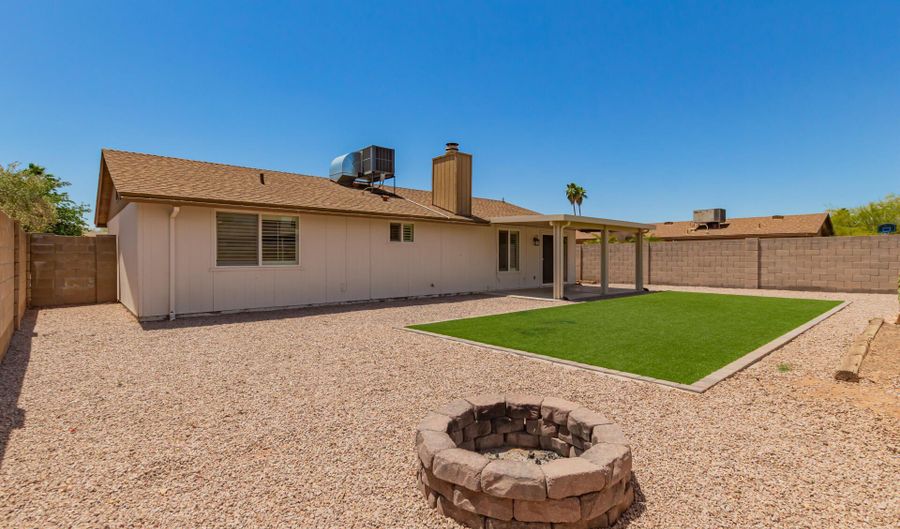 1512 W MARIPOSA Dr, Chandler, AZ 85224 - 3 Beds, 2 Bath