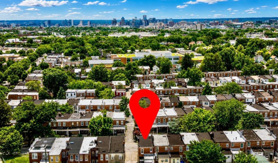 748 MCKEWIN Ave, Baltimore, MD 21218 - 3 Beds, 2 Bath