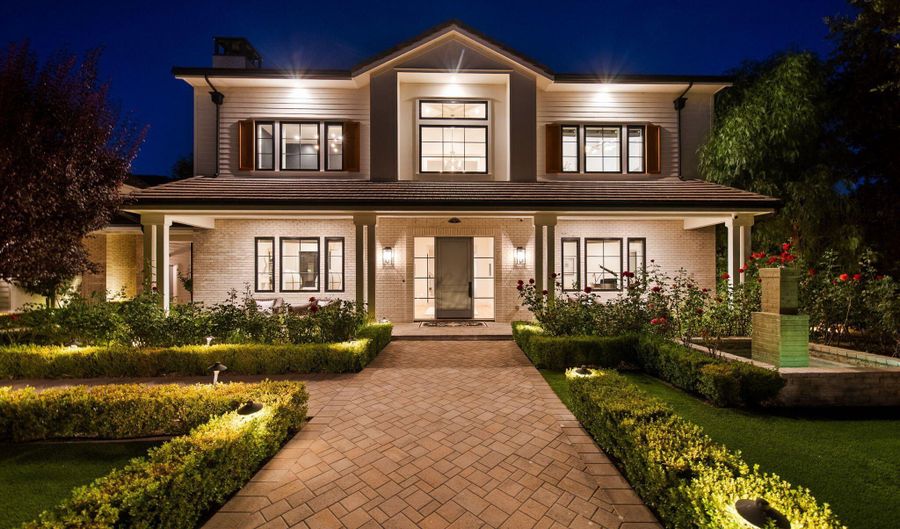 2116 Shadow Creek Dr, Agoura Hills, CA 91301 - 6 Beds, 7 Bath