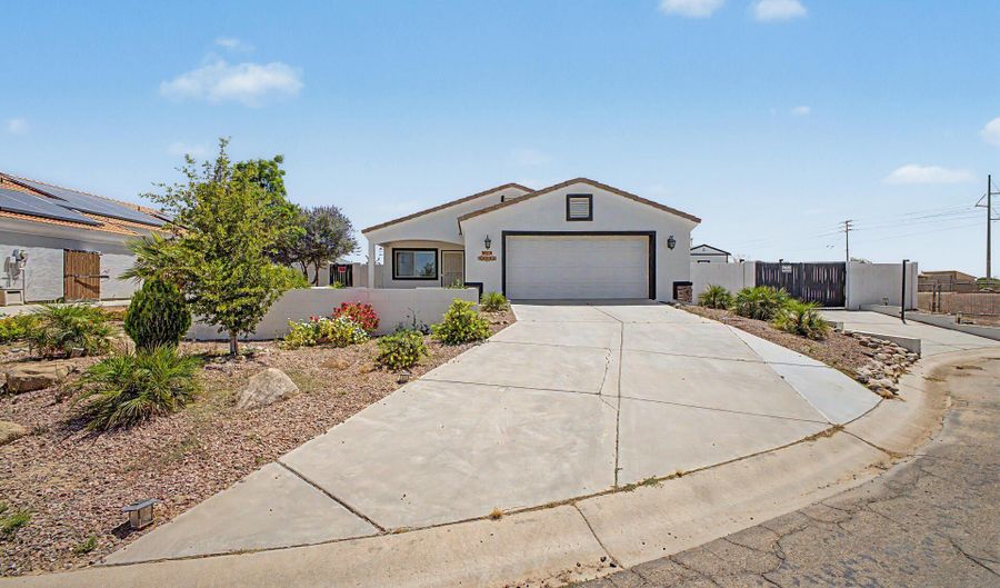 16013 S CORAL Rd, Arizona City, AZ 85123 - 3 Beds, 2 Bath
