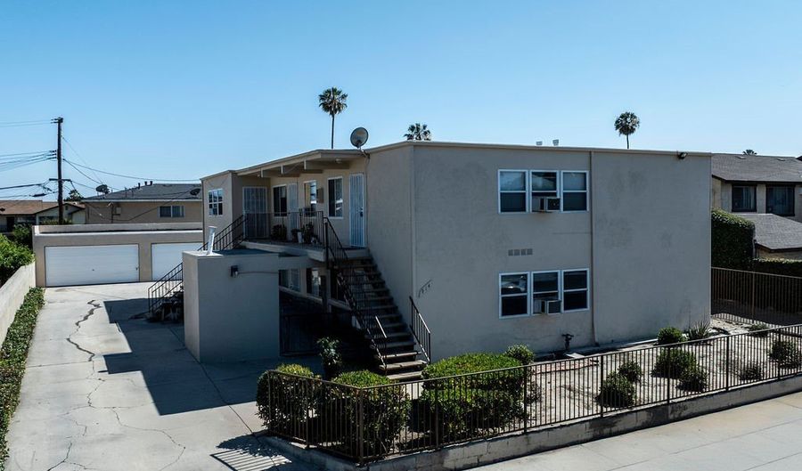 914 W Romneya Dr, Anaheim, CA 92801 - 8 Beds, 6 Bath